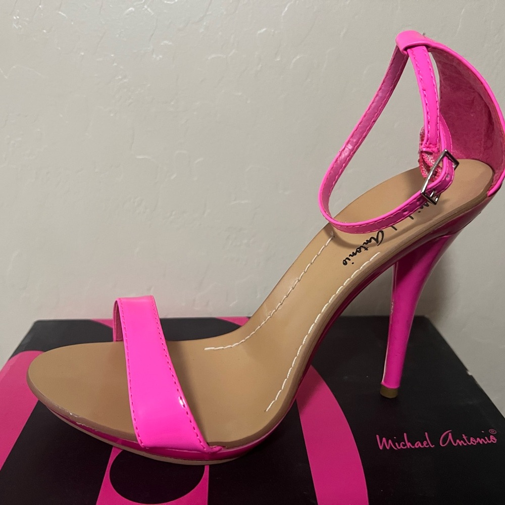 Michael Antonio Heels